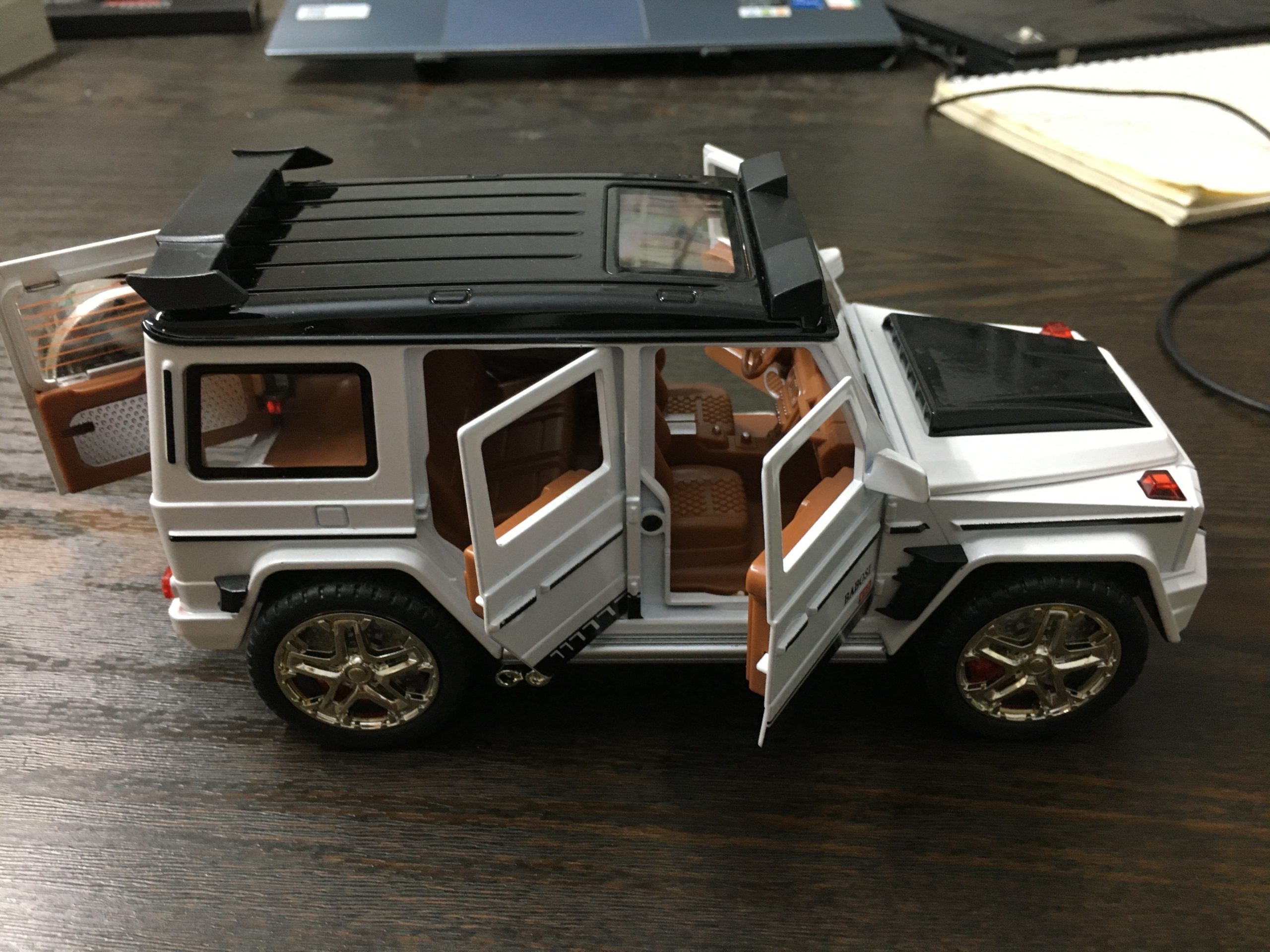 G500 AMG Off-Road SUV Alloy Car Model - Image 6